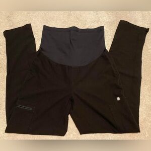 FIGS Maternity Small Black Yolas